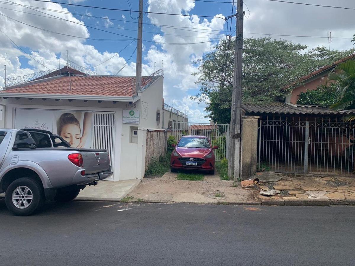 Casa de Campo no centro de São Carlos Exterior foto